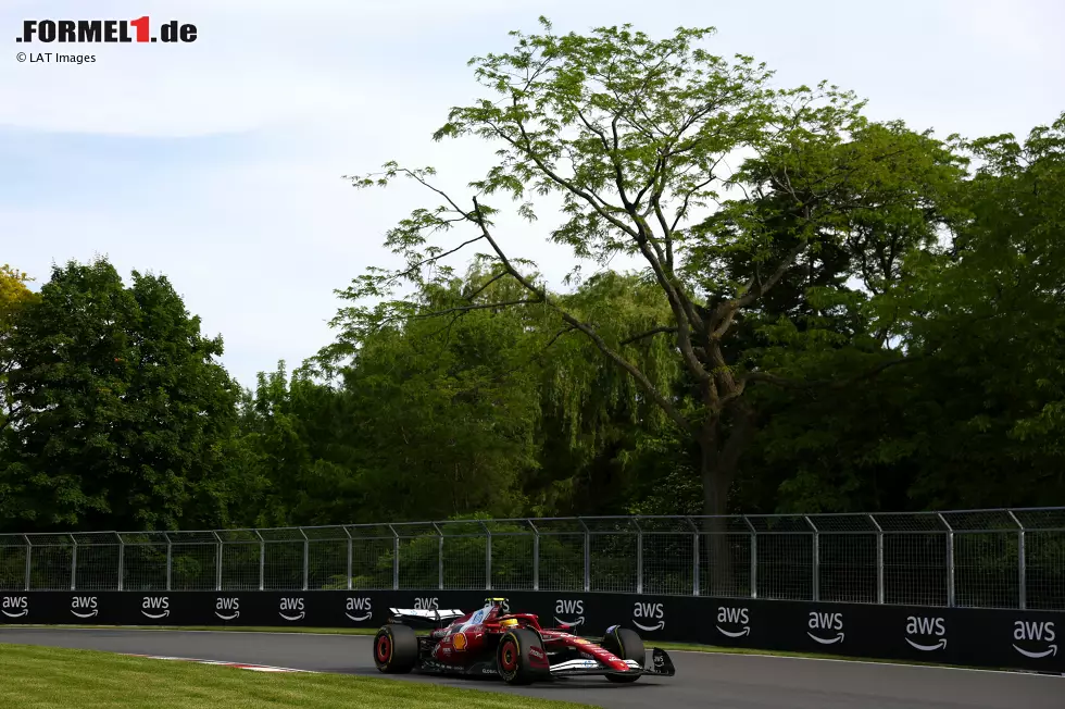 Foto zur News: Lewis Hamilton (Ferrari)