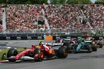 Foto zur News: Lewis Hamilton (Ferrari), Fernando Alonso (Aston Martin) und Lando Norris (McLaren)
