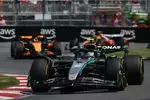 Foto zur News: Andrea Kimi Antonelli und Oscar Piastri (McLaren)