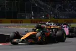 Foto zur News: Lando Norris (McLaren), Franco Colapinto (Alpine) und Oliver Bearman (Haas)