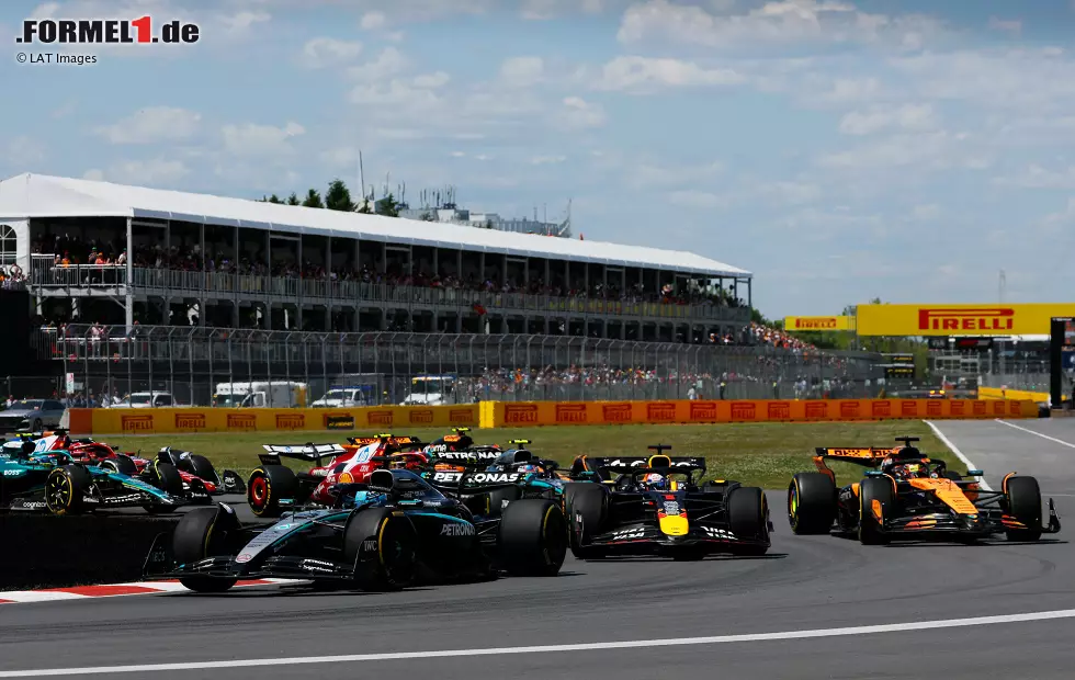 Foto zur News: George Russell (Mercedes), Max Verstappen (Red Bull) und Oscar Piastri (McLaren)