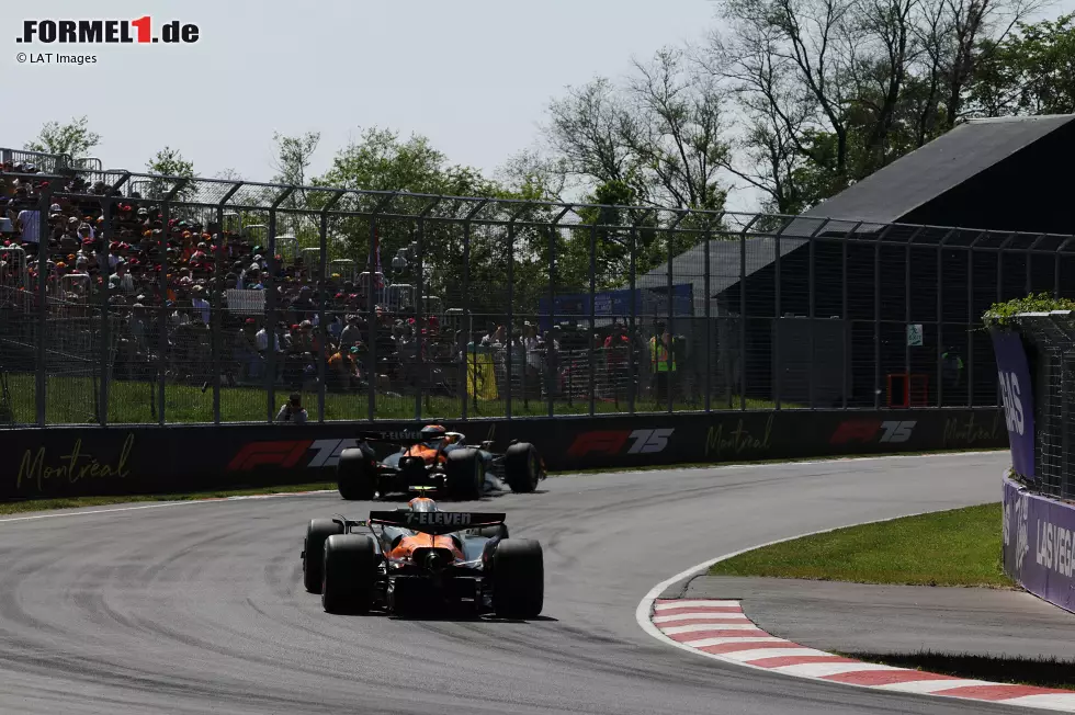 Foto zur News: Oscar Piastri (McLaren) und Lando Norris (McLaren)