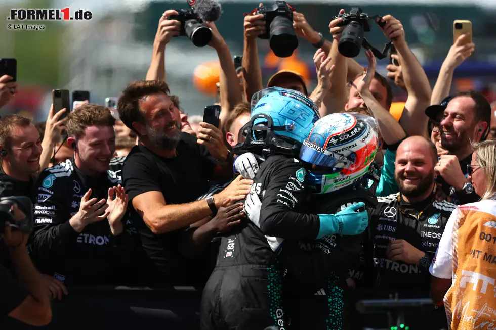 Foto zur News: Andrea Kimi Antonelli und George Russell (Mercedes)