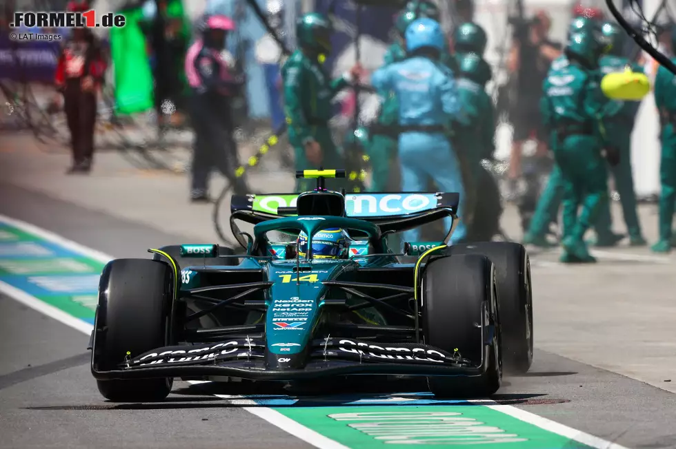 Foto zur News: Fernando Alonso (Aston Martin)