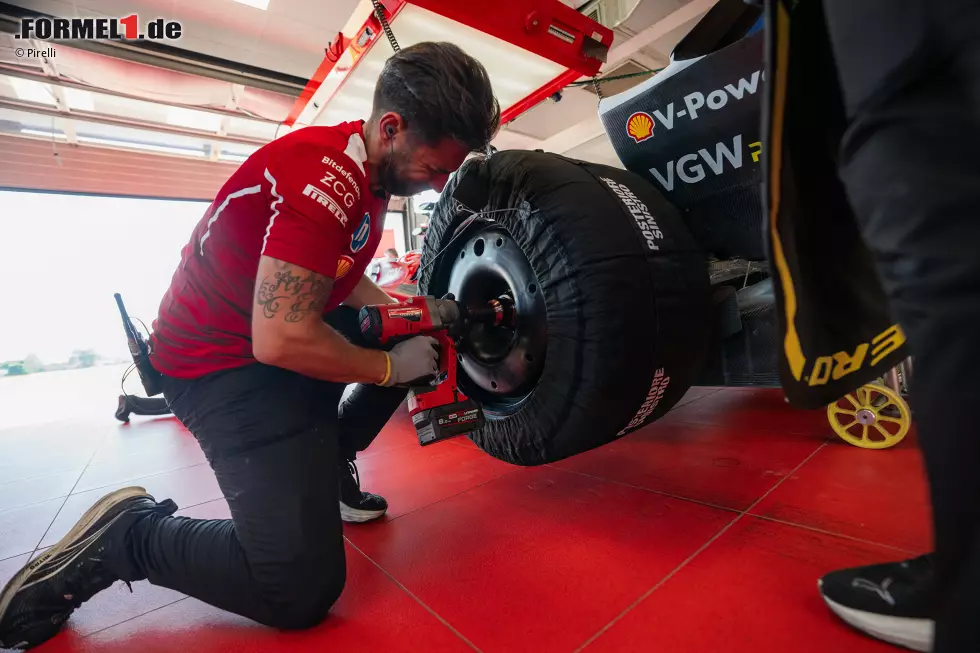 Foto zur News: Charles Leclerc (Ferrari)