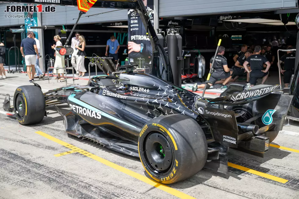 Foto zur News: Mercedes W15