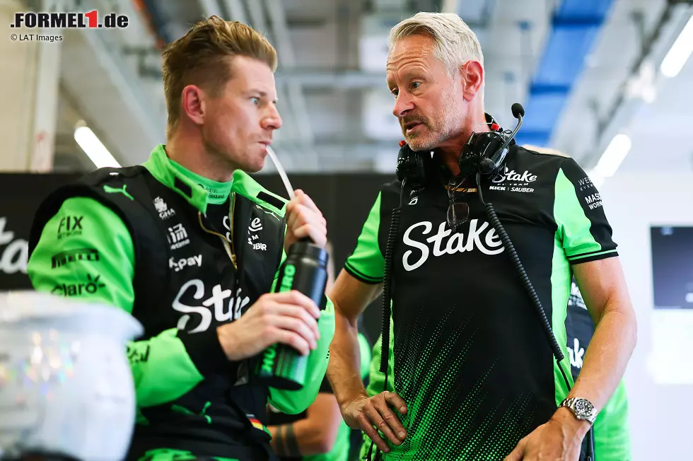 Foto zur News: Nico Hülkenberg (Sauber) mit Jonathan Wheatley