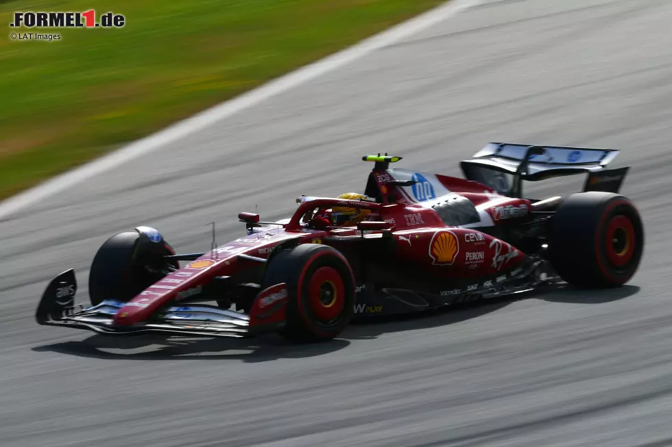 Foto zur News: Lewis Hamilton (Ferrari)