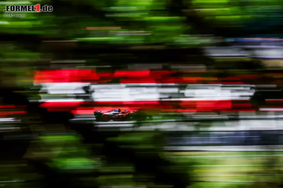 Foto zur News: Lewis Hamilton (Ferrari)