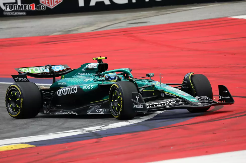 Foto zur News: Fernando Alonso (Aston Martin)