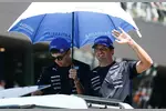Foto zur News: Alexander Albon (Williams) und Carlos Sainz (Williams)