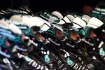 Foto zur News: Mercedes-Boxencrew