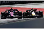 Foto zur News: Franco Colapinto (Alpine) und Yuki Tsunoda (Red Bull)