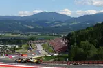 Foto zur News: Lando Norris (McLaren) und Oscar Piastri (McLaren)