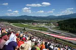 Foto zur News: Charles Leclerc (Ferrari), Liam Lawson (Racing Bulls) und Fernando Alonso (Aston Martin)