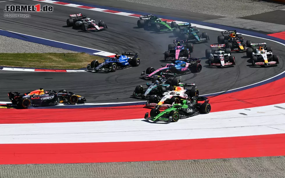 Foto zur News: Andrea Kimi Antonelli, Max Verstappen (Red Bull), Liam Lawson (Racing Bulls) und Gabriel Bortoleto (Sauber)