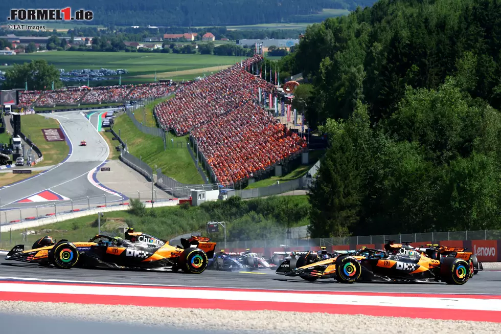 Foto zur News: Lando Norris (McLaren) und Oscar Piastri (McLaren)
