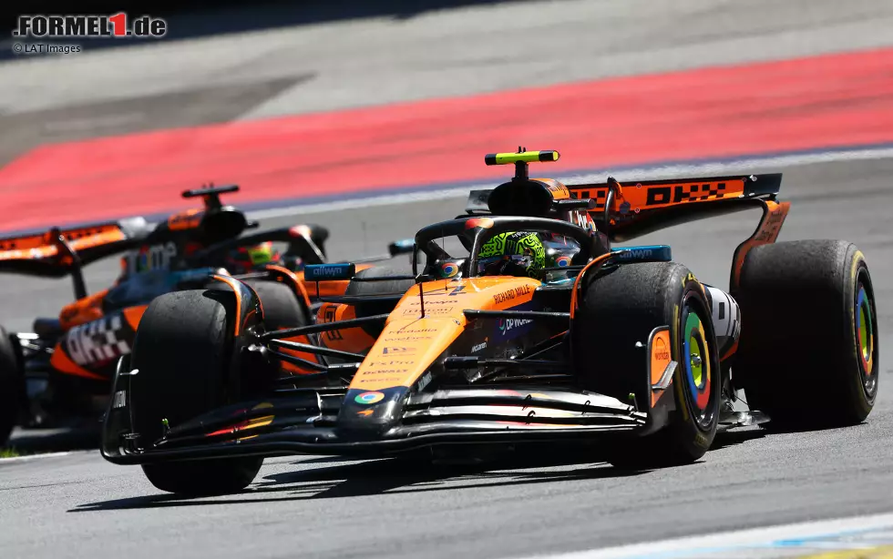 Foto zur News: Lando Norris (McLaren) und Oscar Piastri (McLaren)
