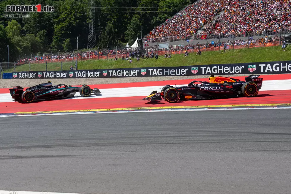 Foto zur News: Andrea Kimi Antonelli (Mercedes) und Max Verstappen (Red Bull)