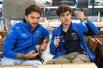 Foto zur News: Pierre Gasly (Alpine) und Franco Colapinto (Alpine)