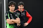 Foto zur News: Gabriel Bortoleto (Sauber) und Esteban Ocon (Haas)