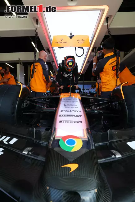 Foto zur News: Oscar Piastri (McLaren)