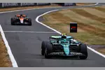 Foto zur News: Fernando Alonso (Aston Martin) und Oscar Piastri (McLaren)