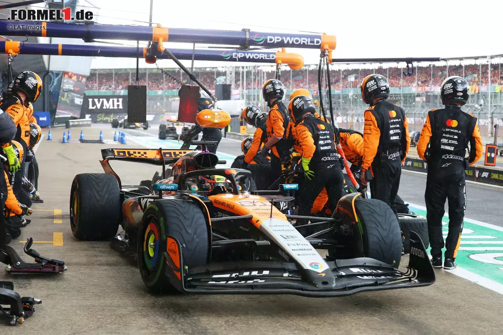 Foto zur News: Oscar Piastri (McLaren)