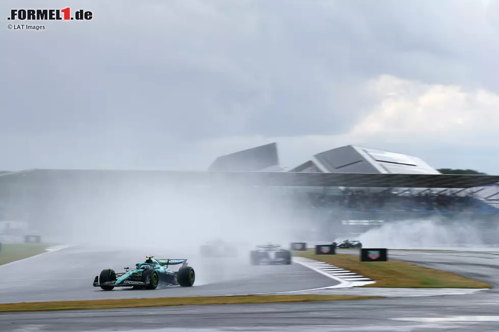 Foto zur News: Fernando Alonso (Aston Martin)