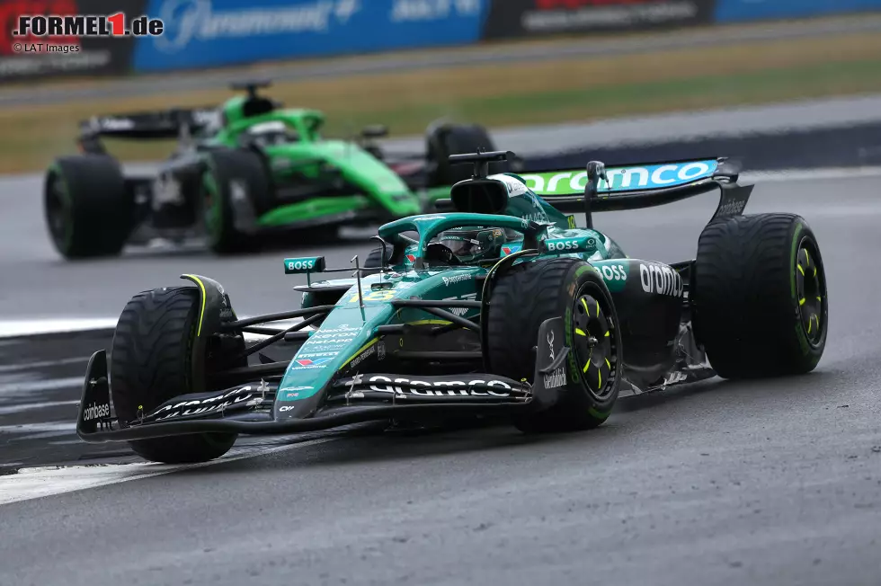 Foto zur News: Lance Stroll (Aston Martin) und Nico Hülkenberg (Sauber)