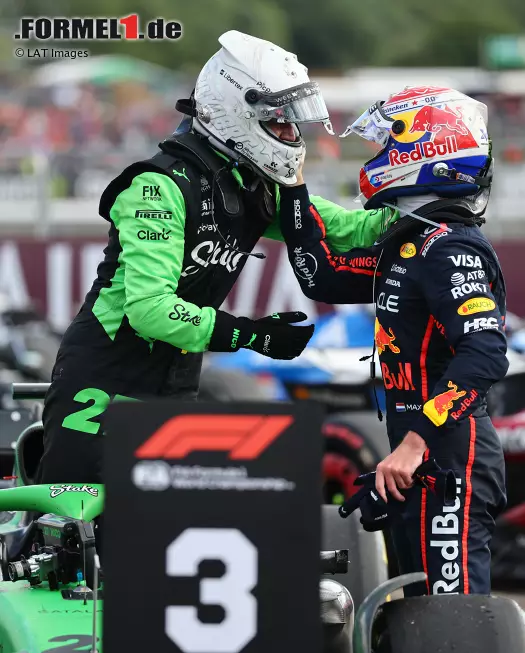 Foto zur News: Max Verstappen (Red Bull) und Nico Hülkenberg (Sauber)