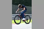 Foto zur News: Charles Leclerc (Ferrari) und Anthoine Hubert