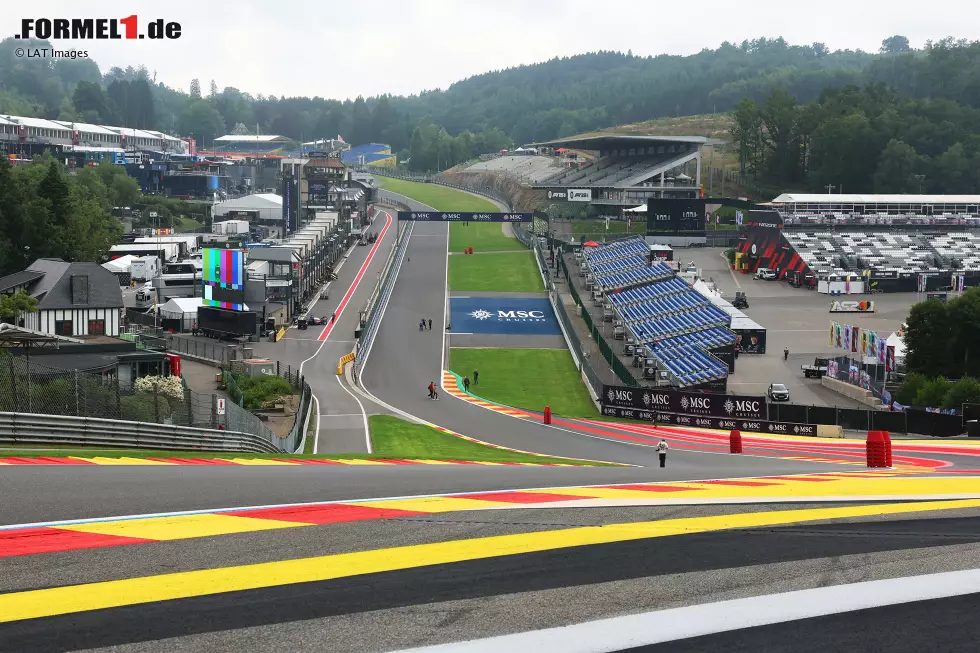 Foto zur News: Blick auf die Formel-1-Strecke in Spa-Francorchamps