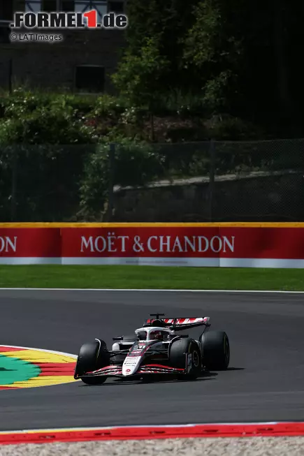 Foto zur News: Esteban Ocon (Haas)