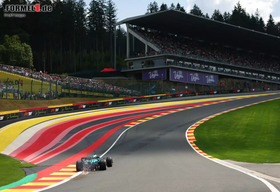 Foto zur News: Lance Stroll (Aston Martin)