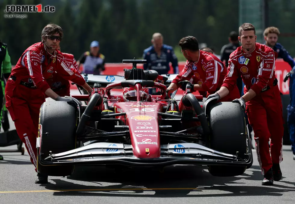 Foto zur News: Charles Leclerc (Ferrari)