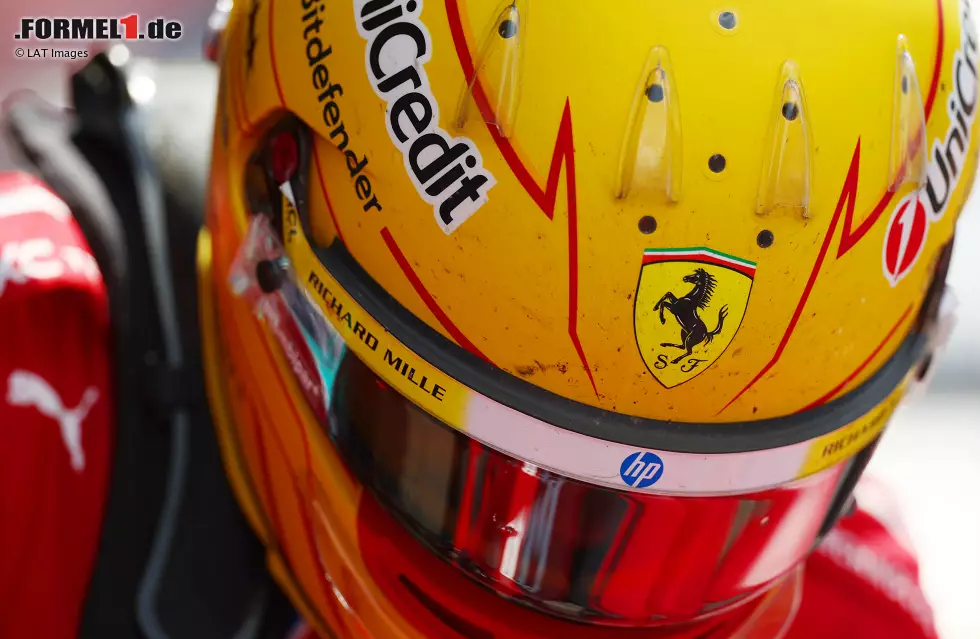 Foto zur News: Lewis Hamilton (Ferrari)