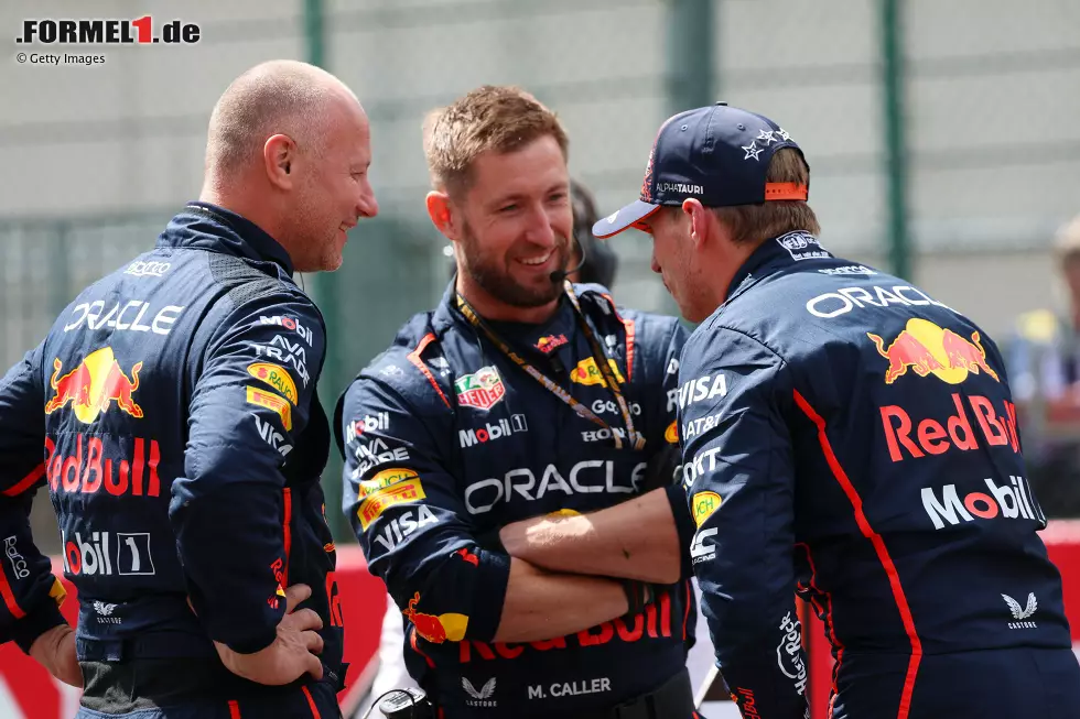 Foto zur News: Max Verstappen (Red Bull) und Mark Thompson