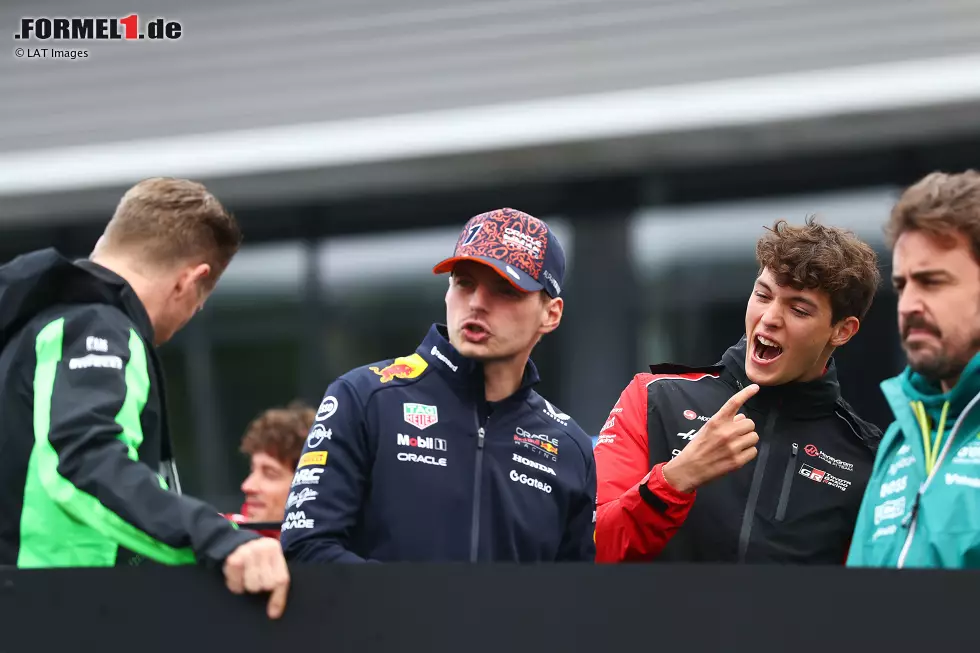 Nico Hülkenberg (Sauber), Max Verstappen (Red Bull), Oliver Bearman (Haas) und Fernando Alonso (Aston Martin) Foto zur News: Nico Hülkenberg (Sauber), Max Verstappen (Red Bull), Oliver Bearman (Haas) und Fernando Alonso (Aston Martin)