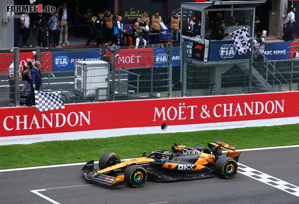 Foto zur News: Oscar Piastri (McLaren)
