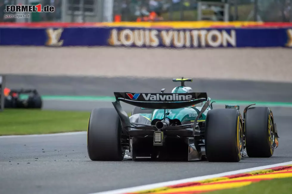 Foto zur News: Fernando Alonso (Aston Martin)