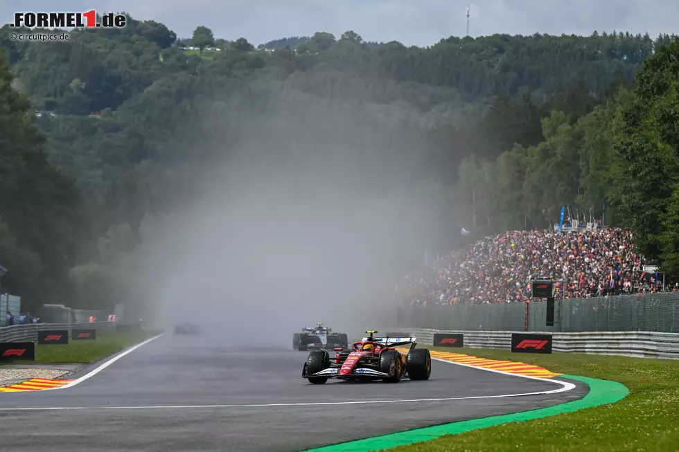 Foto zur News: Lewis Hamilton (Ferrari)