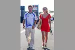 Foto zur News: Liam Lawson (Racing Bulls) mit Hannah St. John