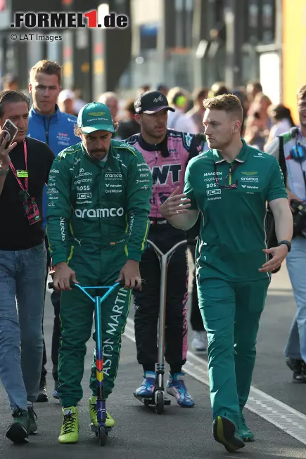 Foto zur News: Fernando Alonso (Aston Martin)