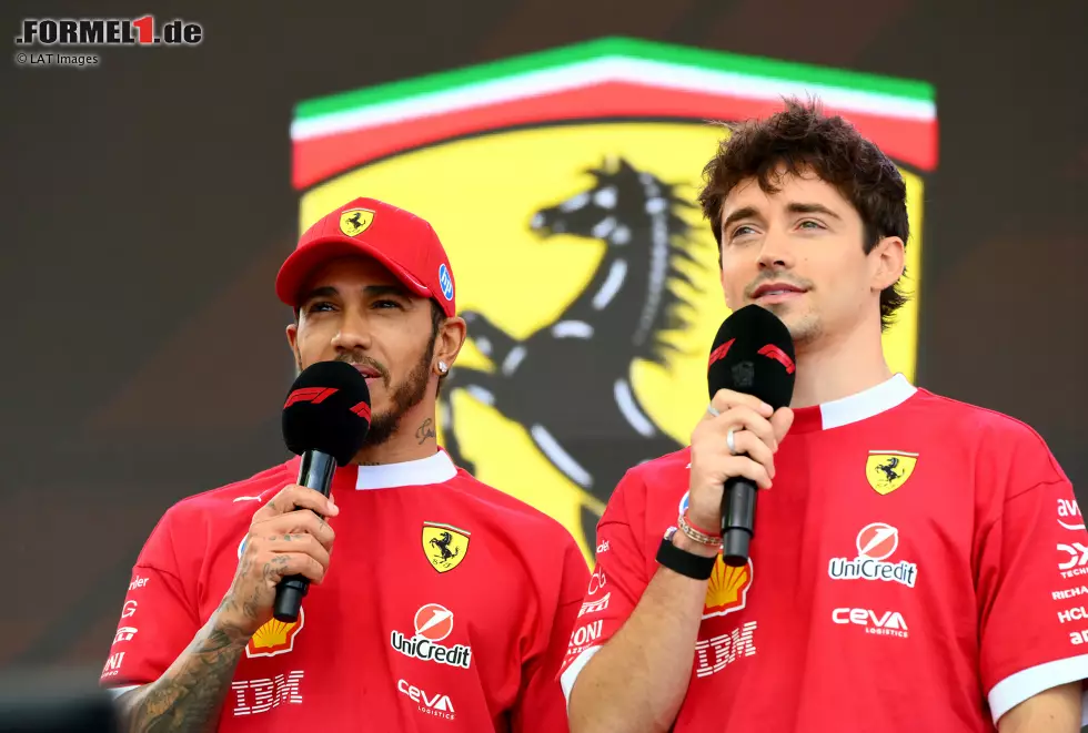 Foto zur News: Lewis Hamilton (Ferrari) und Charles Leclerc (Ferrari)