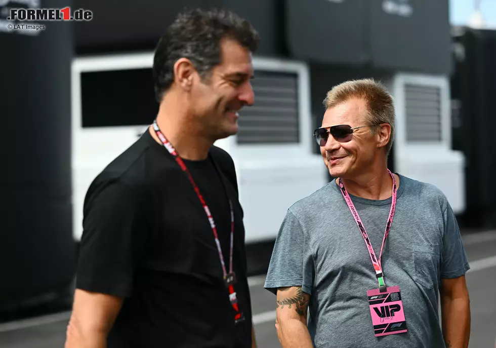 Foto zur News: Mark Webber und Mika Salo