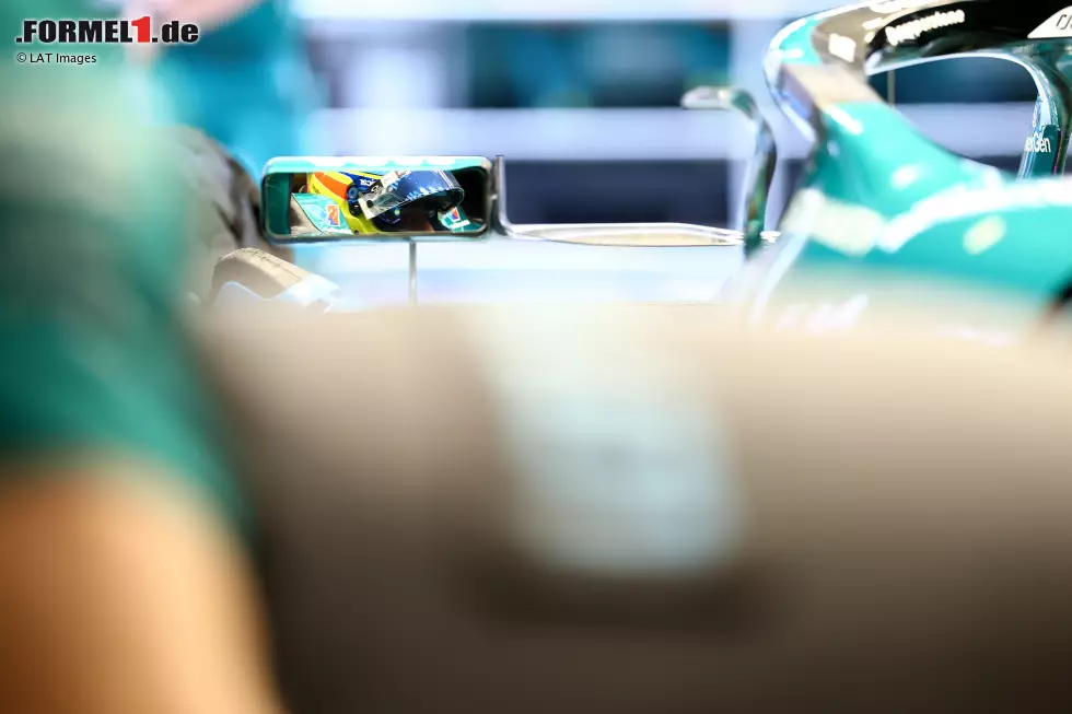 Foto zur News: Fernando Alonso (Aston Martin)