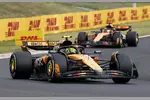 Foto zur News: Lando Norris (McLaren) und Oscar Piastri (McLaren)