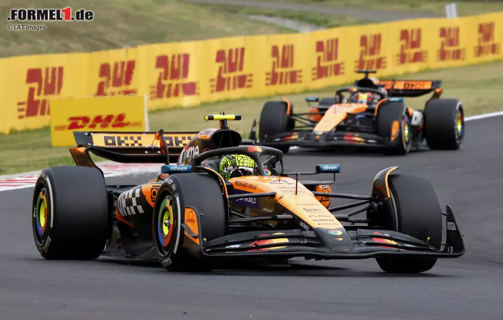Foto zur News: Lando Norris (McLaren) und Oscar Piastri (McLaren)