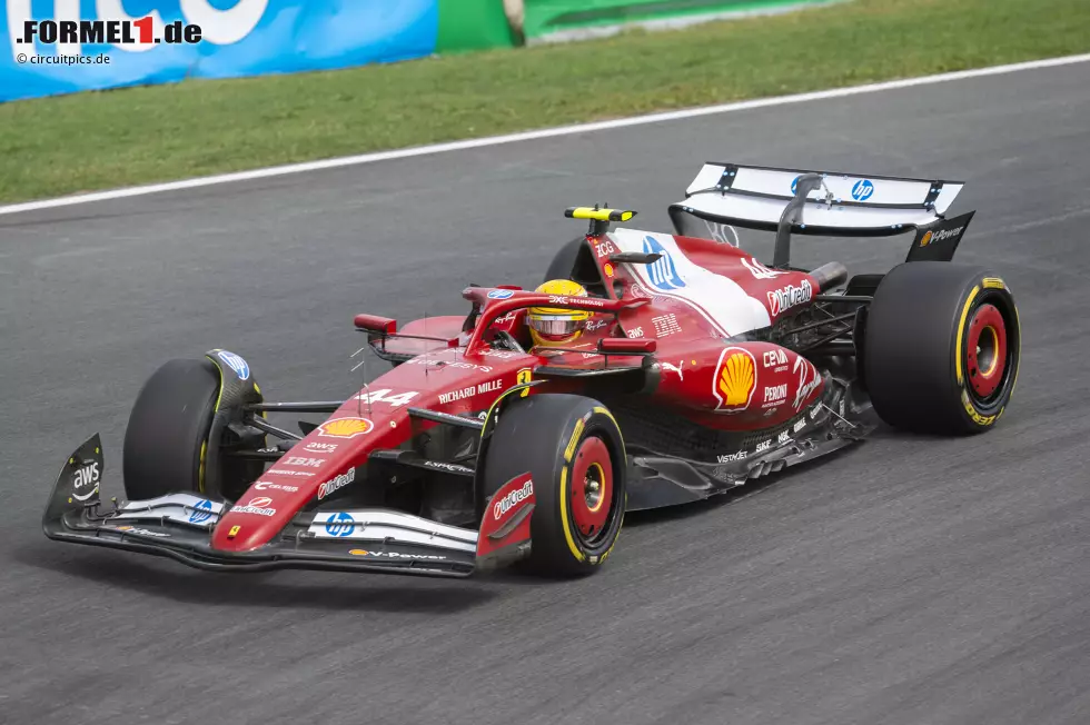 Foto zur News: Lewis Hamilton (Ferrari)